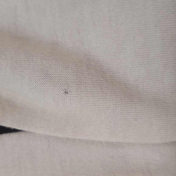 Authentic Tory Burch scarf - Picture 4 of 10